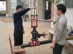 不停水開孔機(jī)作業(yè) 不停水開孔機(jī)作業(yè)